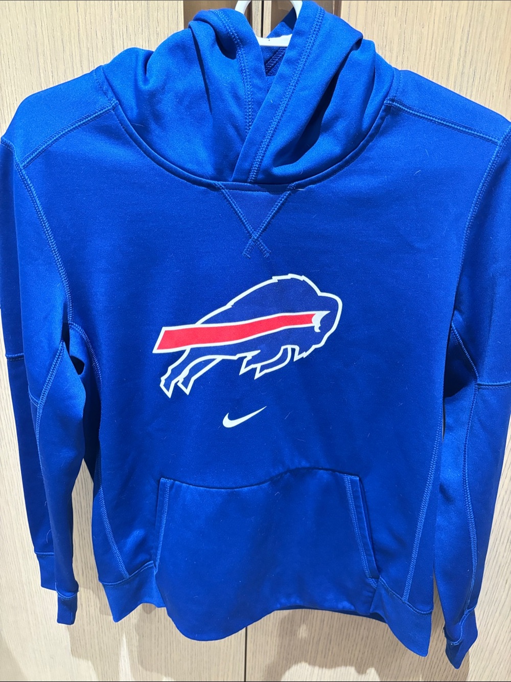 Nike therma-fit NFL licensed Buffalo Bills Hoodie with Red & White Logo